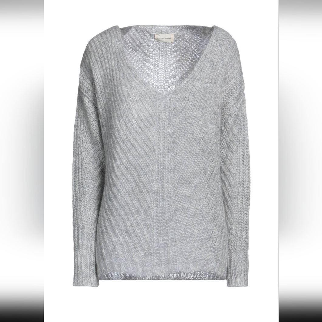 Maison Hotel Open-Knit Gray V-Neck Sweater - Size S